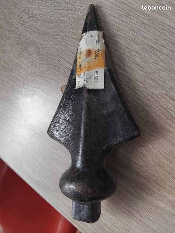 A saisir gros lot de 18 pointes métalliques fer de lance brute fer forgé métal plein robuste garde-corps portail porte portillon grille clôture jardin garniture ornement qualité pro (image 3)