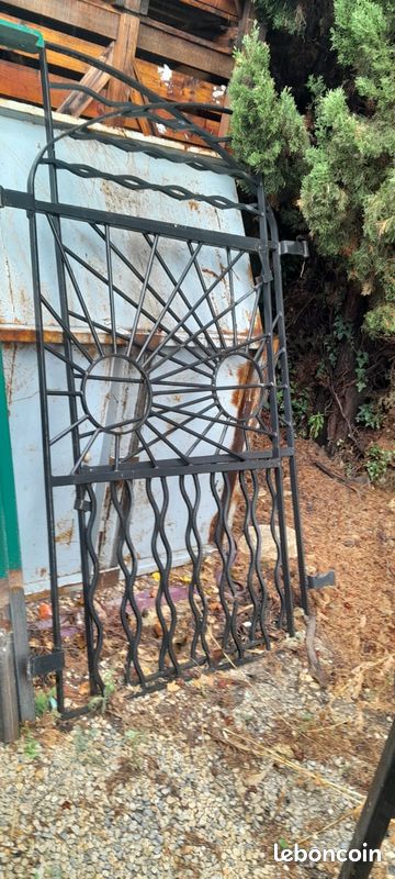 BOUCLIER DE FER bouclier de chevalerie panneau mural bouclier style antique 71cm EUR 88,90 - FR