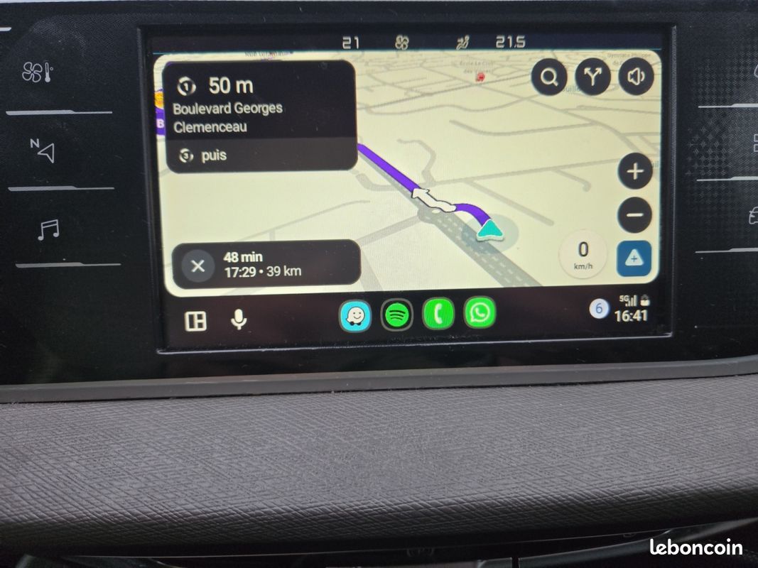 CITROEN C4 Picasso 130ch Shine EAT6 / Caméra 360 / Full Leds directionnels / Sièges massants / Android carplay / Entretien Citroen / Distrib faite (image 15)