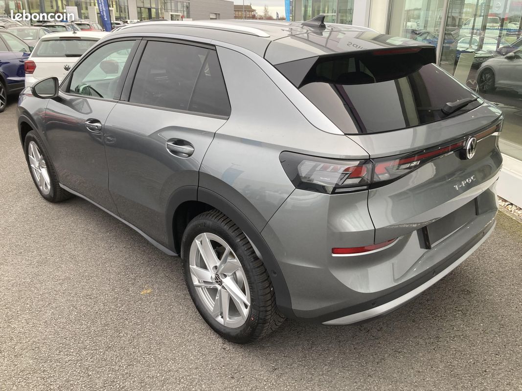 VOLKSWAGEN T-Roc 1.5 eTSI EVO2 Hybrid 150 ch DSG7 Style (image 3)