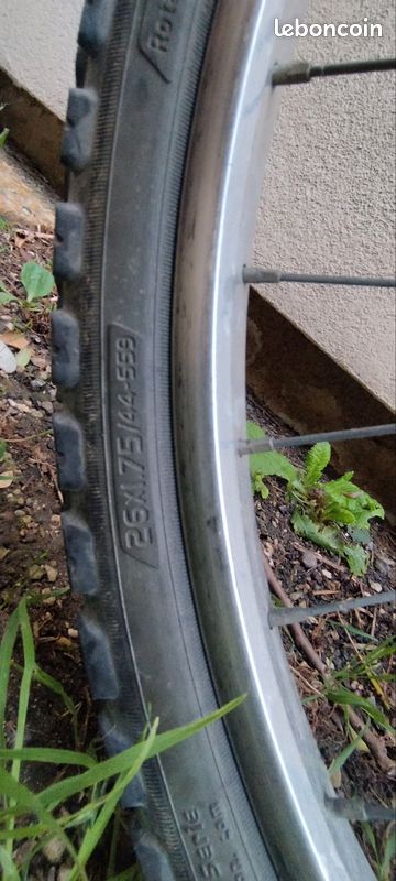 Lot de vélos ,20,24 et 26 pouces (image 4)