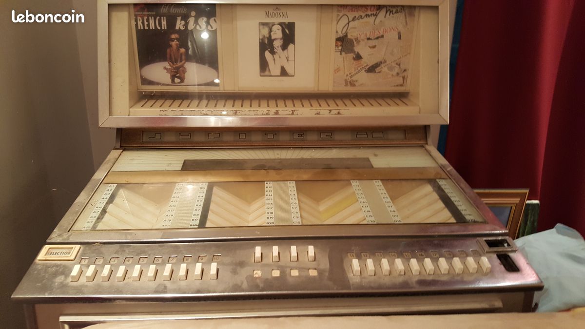 Juke box (image 1)