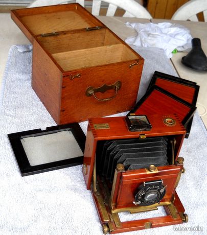 ancienne chambre photographique 9X12 à vendre dans l'état