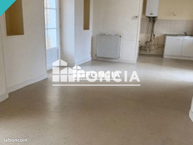 Appartement 3 pièces 85 m² · à Marthon · 85 m² · 588 €
