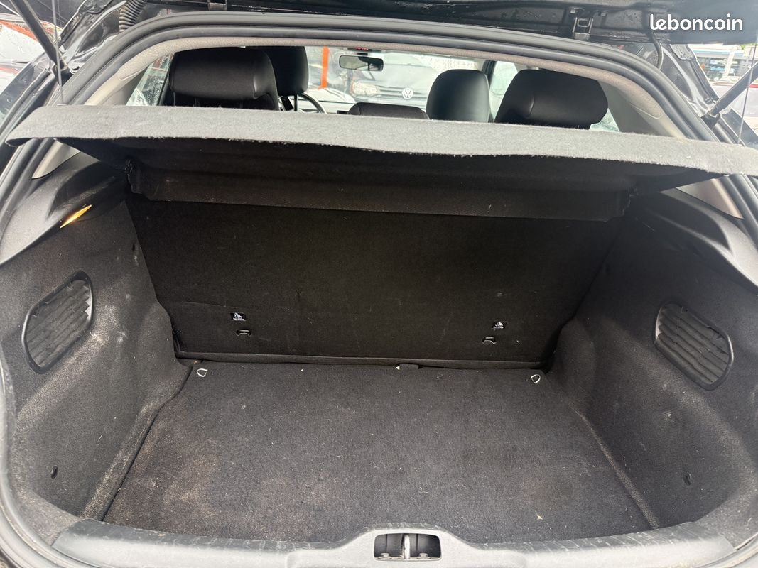 Citroen C4 CACTUS BLUEHDI 100 SHINE (image 6)