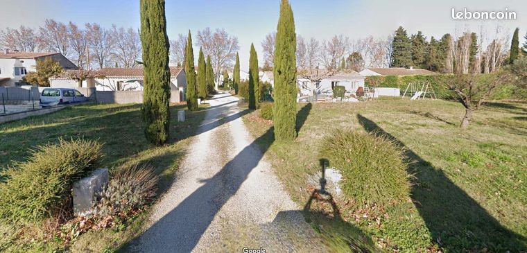 Terrain 376 m² Maillane