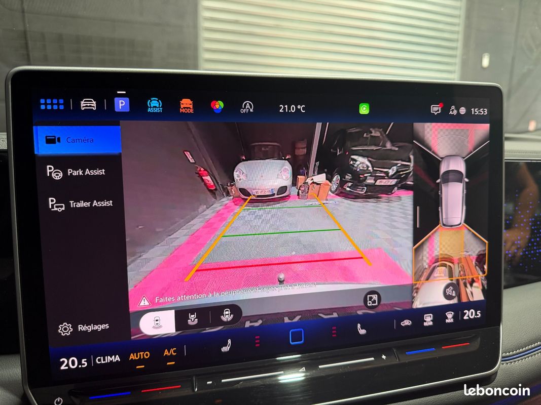 VOLKSWAGEN TIGUAN 1.5 eTSI 150ch DSG7 R-Line - Toit ouvrant / Harman Kardon / Camera 360 / Attelage (image 19)