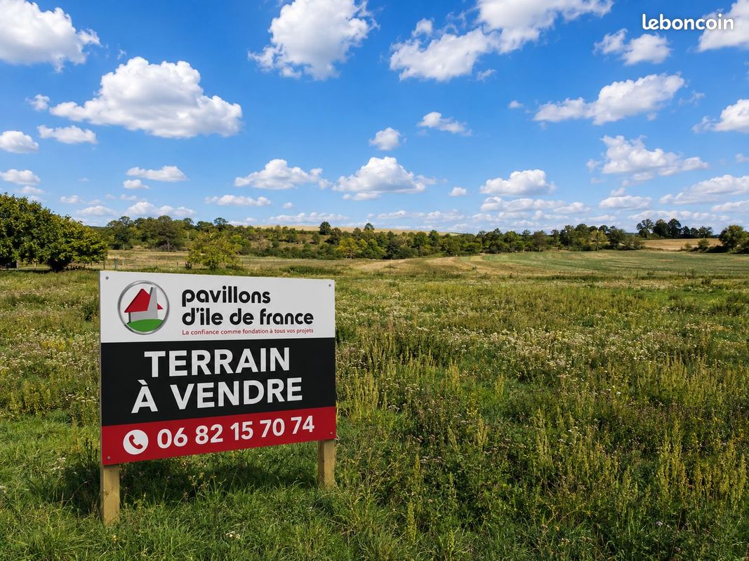 Terrain à bâtir de 1280 m² à AMIENS (80) · 50 000 €