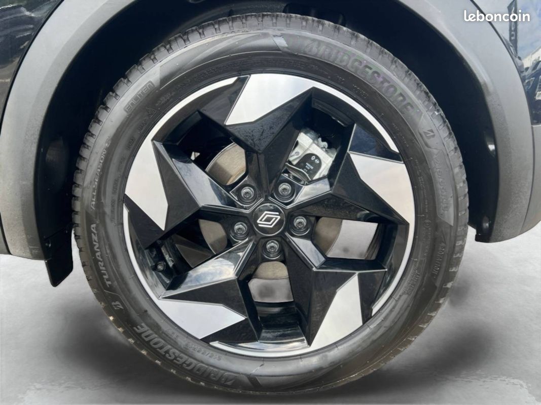 RENAULT Captur E-Tech full hybrid 145 ch Techno (image 17)