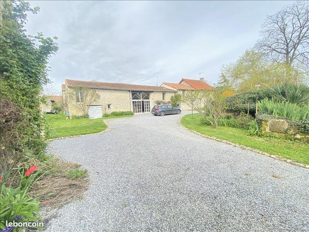 Longère 11 pièces 206 m²