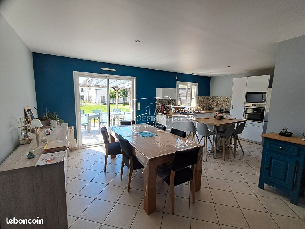 Maison 6 pièces 137 m² · à Ligné · 137 m² · 335 800 €