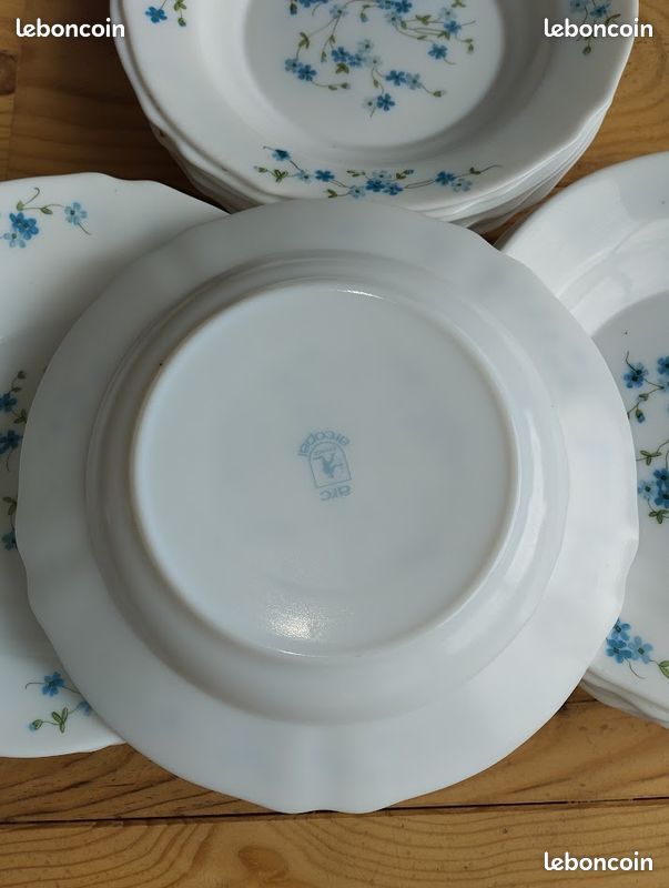Assiettes creuses arcopal myosotis (image 3)