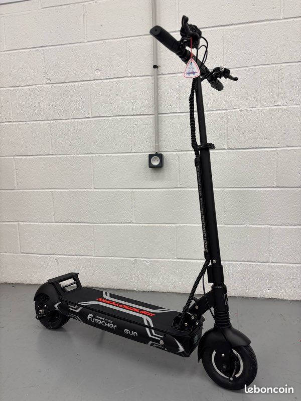Minimotors Trottinette électrique Mini Motors Dualtron Thunder Vitesse 25km H Minimotors Trottinette électrique Mini Motors Dualtron Thunder Vitesse 25km H