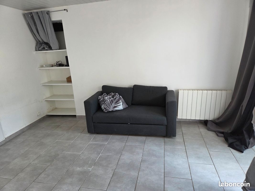 Appartement 1 pièce 25 m² · à Angervilliers · 25 m² · 610 €/mois