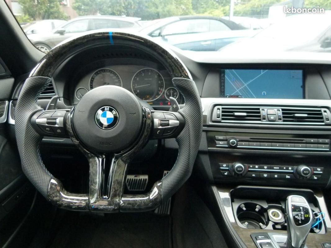 BMW 535 i 306ch - BVA TOIT OUVRANT HUD CAMÉRA DE RECUL INTERIEUR CUIR (image 17)