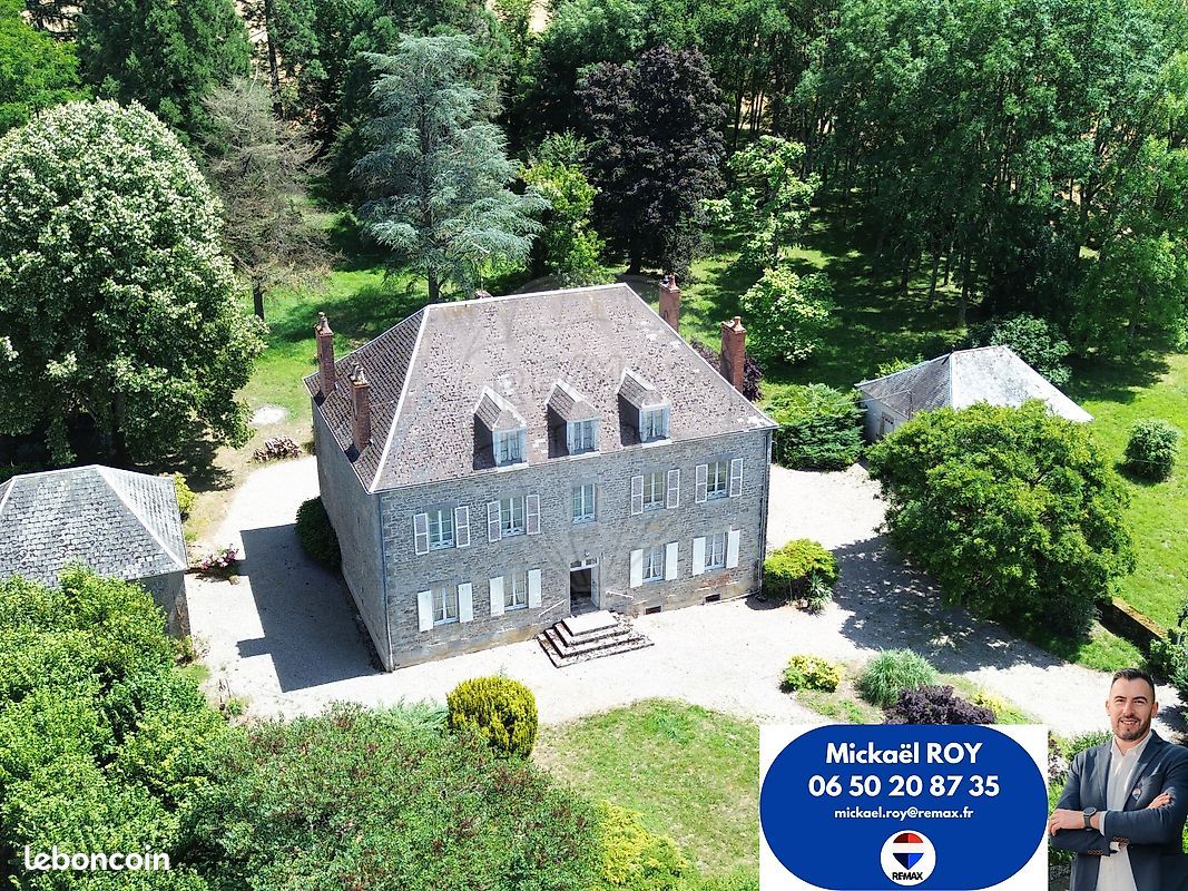 Maison 11 pièces 379 m² · à Châtillon-en-Bazois · 379 m² · 220 000 €