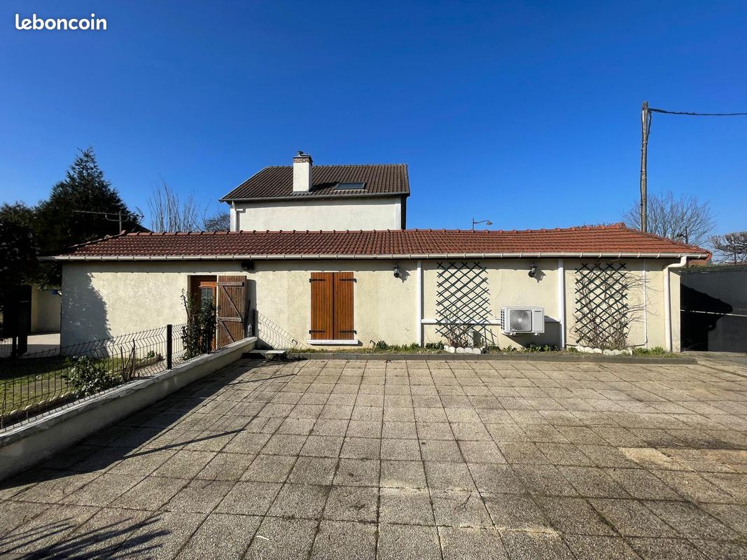 Maison a louer arnouville - 4 pièce(s) - 120 m2 - Surfyn