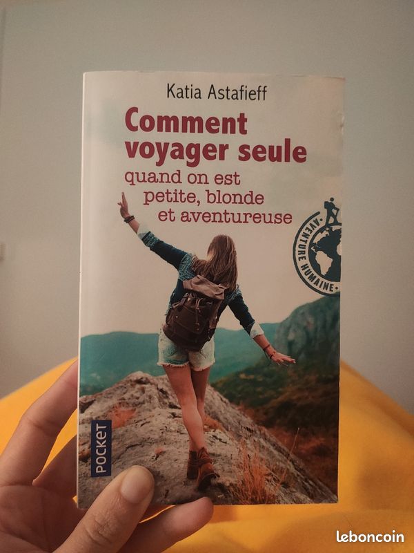 Livre poche comment voyager seule quand on est petite blonde et aventurière (image 1)