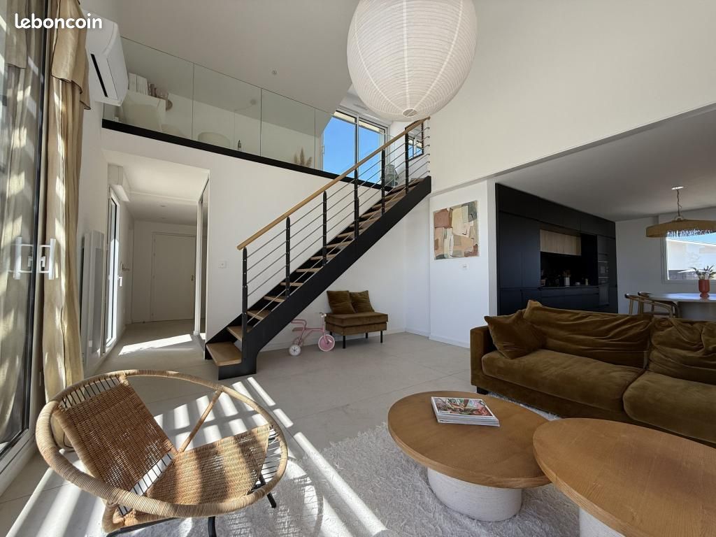 Appartement 4 pièces 115 m² · à Saint-Jean-de-Védas · 115 m² · 3 300 €/mois