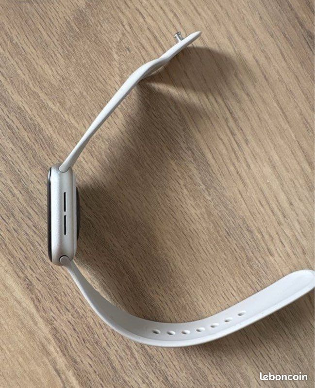 Apple Watch (image 4)