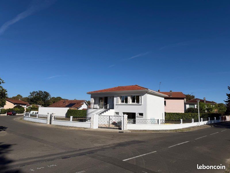 Maison 5 pièces 107 m² · à Saint-Pierre-du-Mont · 107 m² · 269 000 €