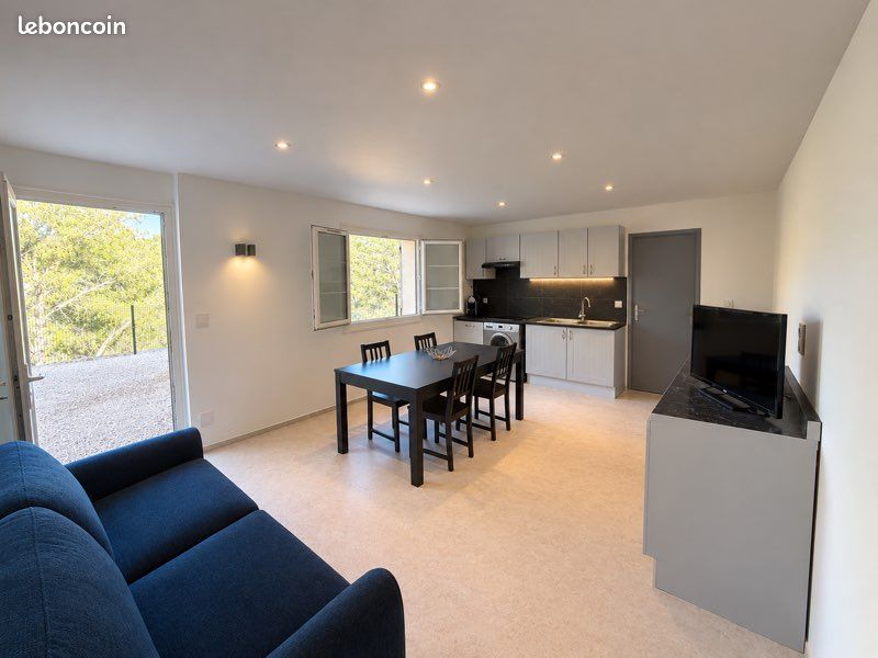 Appartement 2 pièces 45 m² · à La Ciotat · 45 m² · 990 €/mois