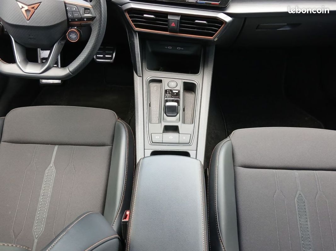 Cupra Formentor 1.4 e-HYBRID VZ 245 ch Attelage Gris Graphène Pack XL Autres modèles disponibles (image 12)
