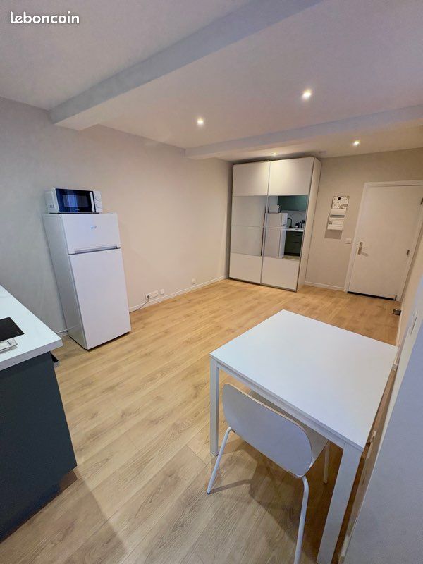Appartement 1 pièce 20 m² · à Villeneuve-Loubet · 20,5 m² · 700 €/mois