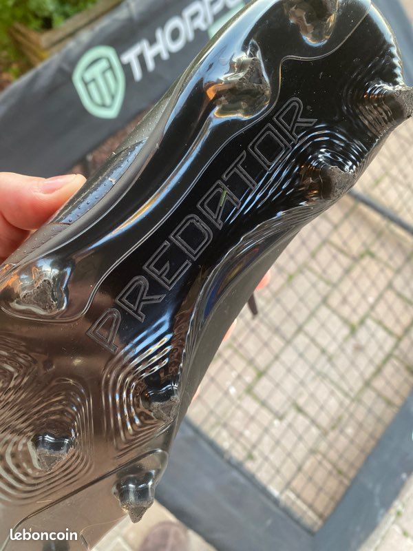 Chaussures de foot Adidas predator (image 4)