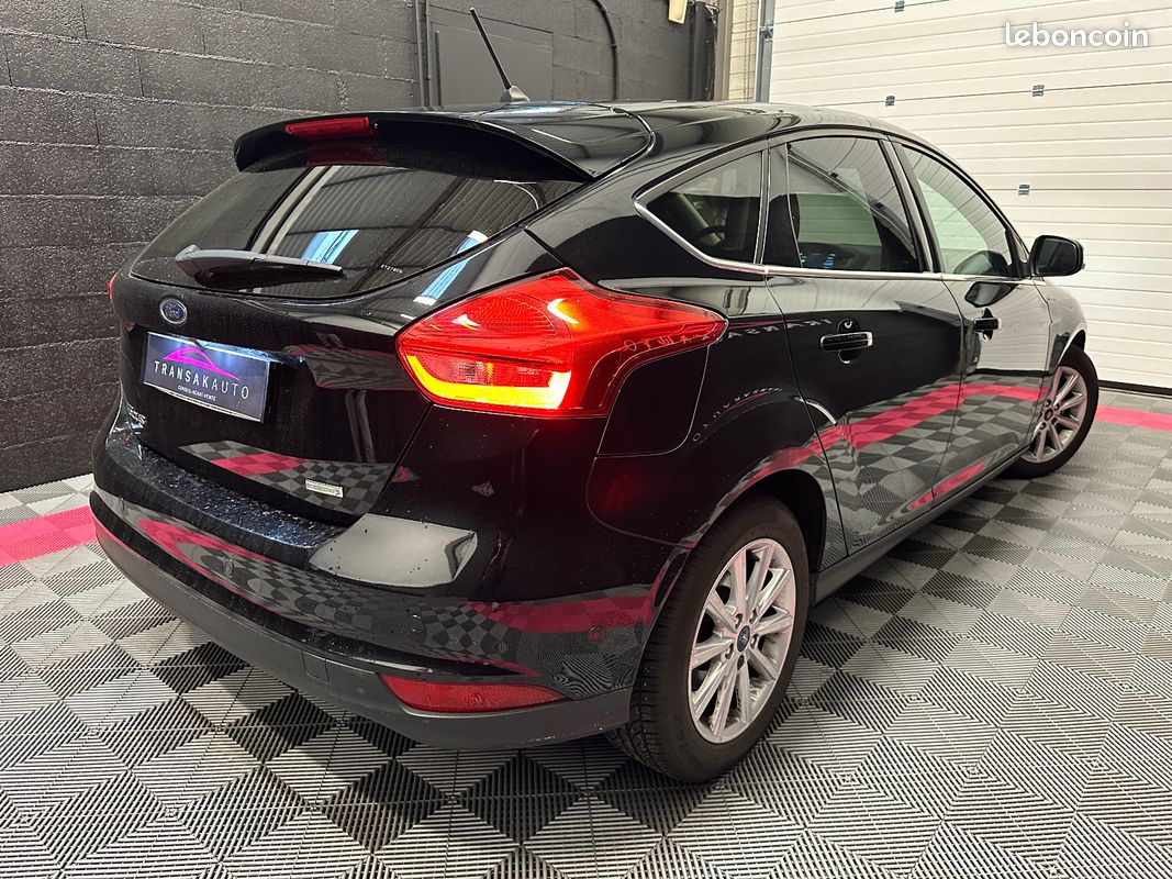 FORD FOCUS 1.0 EcoBoost 125ch Titanium (image 5)