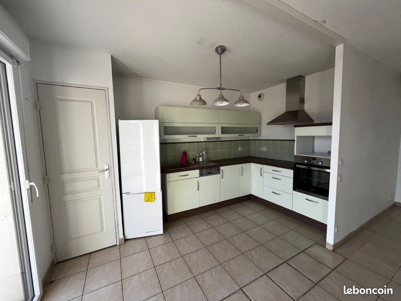 Appartement 3 pièces 70 m² · à Uzès · 70 m² · 995 €/mois