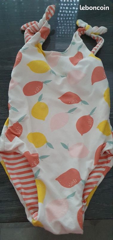 Maillot bain 1 pièce 3/6 )mois reversible (image 2)
