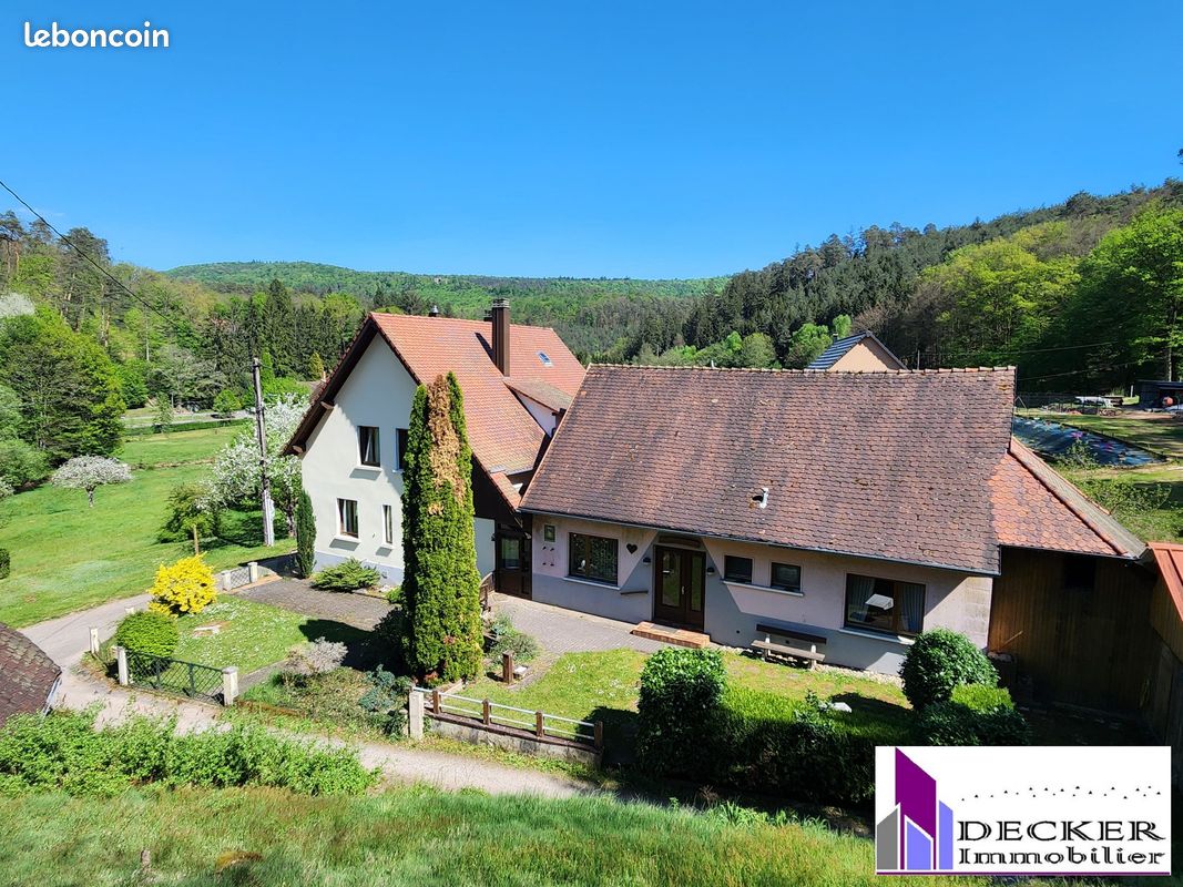 Maison 10 pièces 239 m² · à Baerenthal · 239 m² · 228 500 €