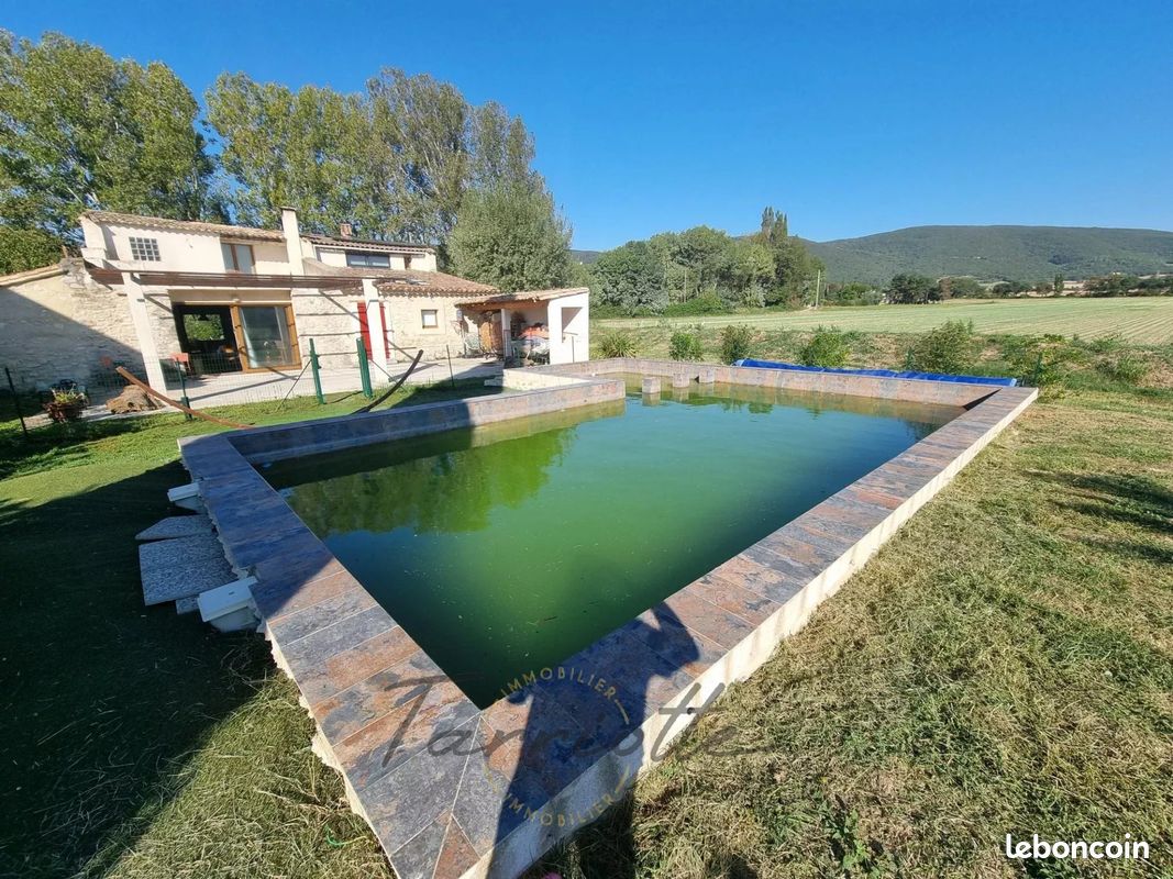 Maison 6 pièces 230 m² · à Marsanne · 230 m² · 499 000 €