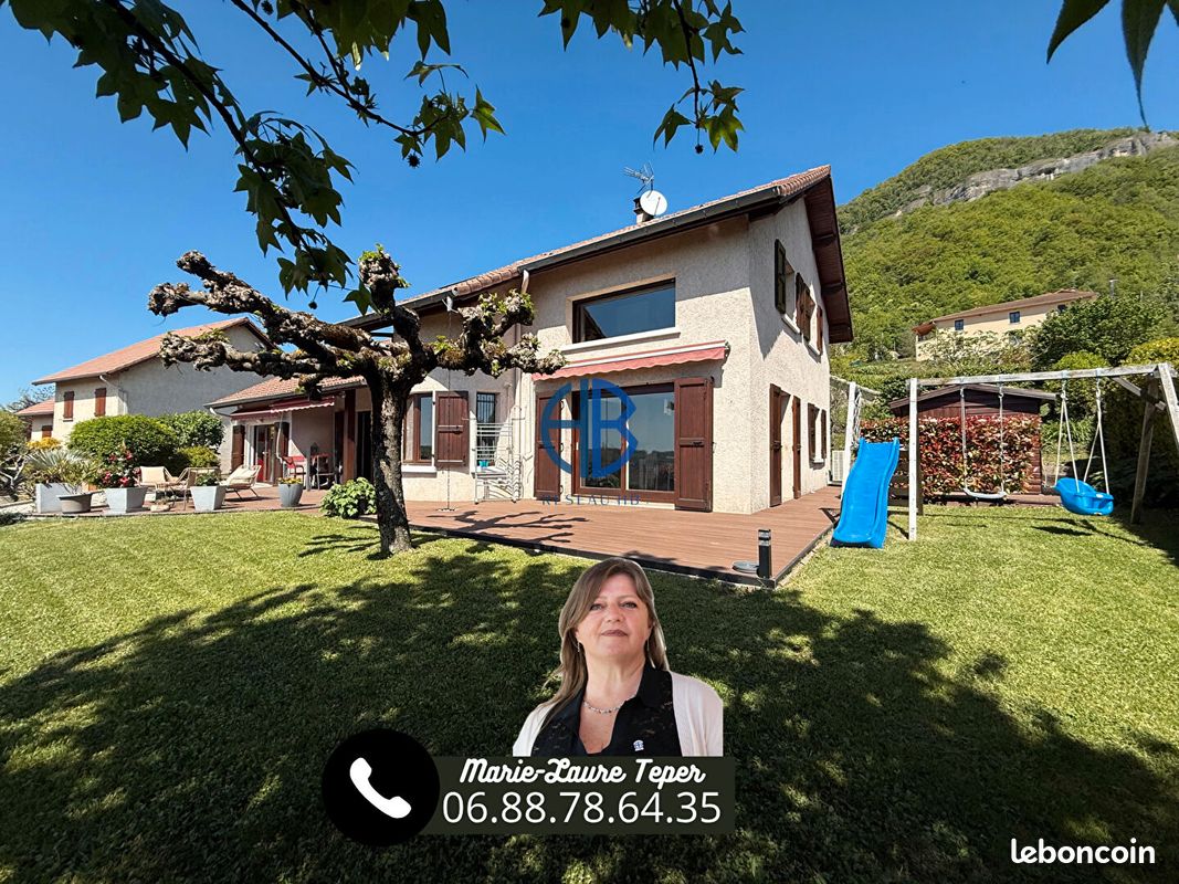 Maison 7 pièces 174 m² · à Voiron · 174 m² · 550 000 €