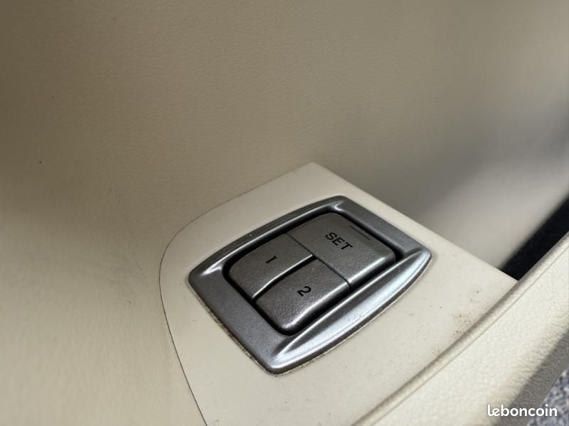 Jaguar XF 3.0 V6 D Luxe Premium (image 12)