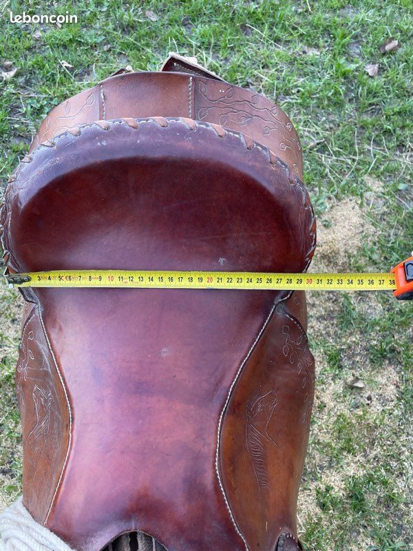 Ancienne selle de cheval western (cow-boy) Canon en cuir