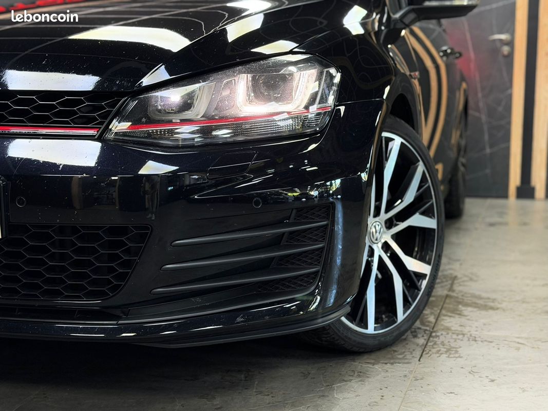 Volkswagen GOLF VII 2.0 TSI 230CH BVA GPS TEL TOIT OUVRANT (KS MOTORS) (image 5)