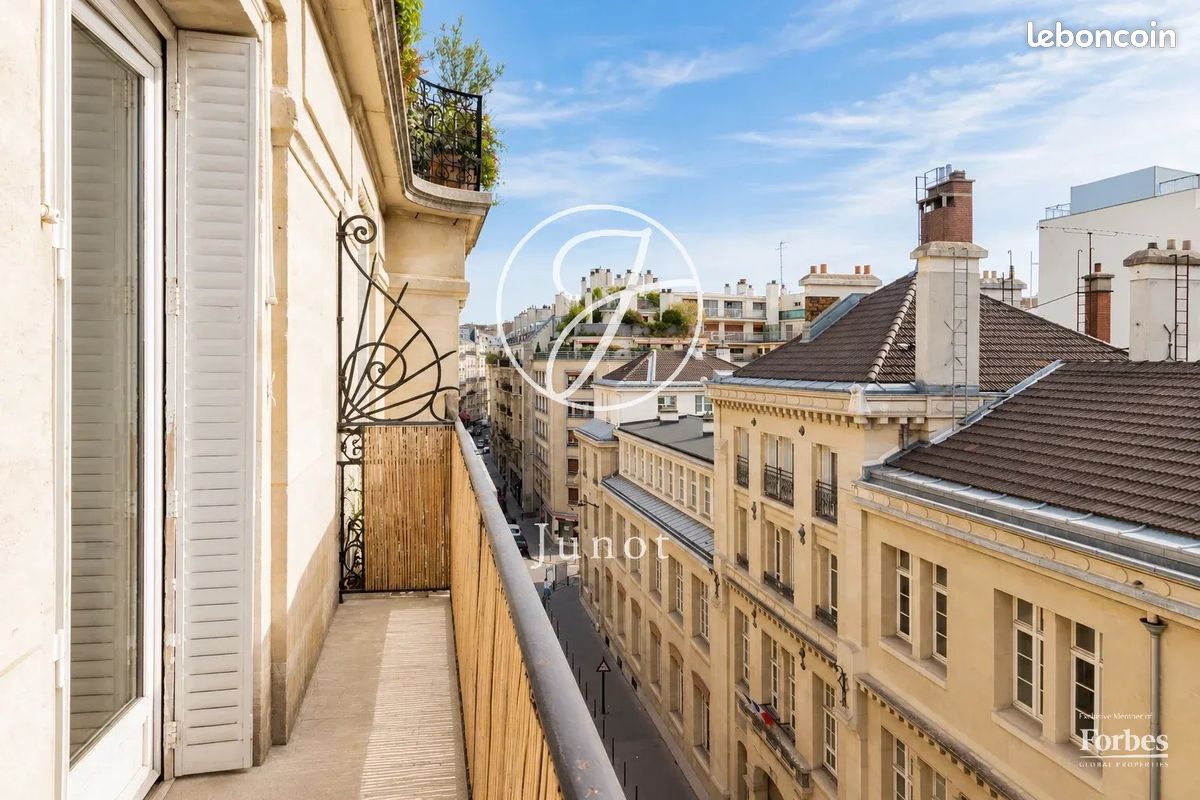 Appartement 5 pièces 87 m² · à Paris · 87 m² · 1 390 000 €