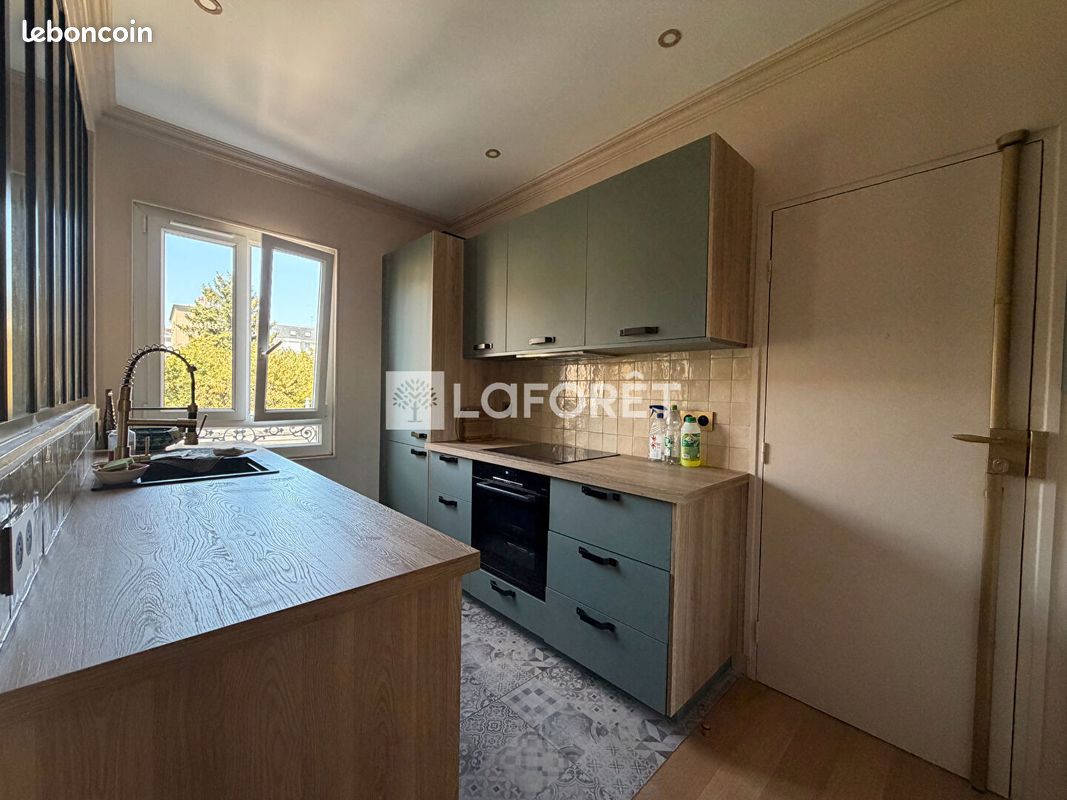 Appartement 3 pièces 45 m² · à Charenton-le-Pont · 45 m² · 1 690 €