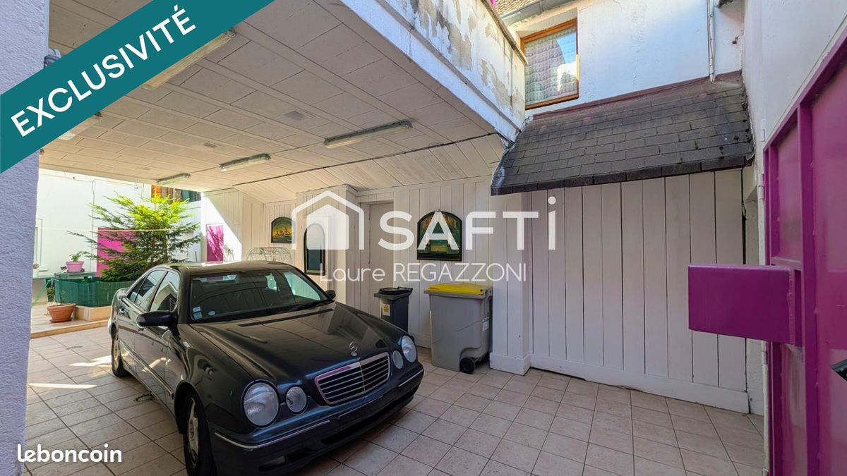 Maison 7 pièces 365 m² · à Dijon · 365 m² · 393 500 €