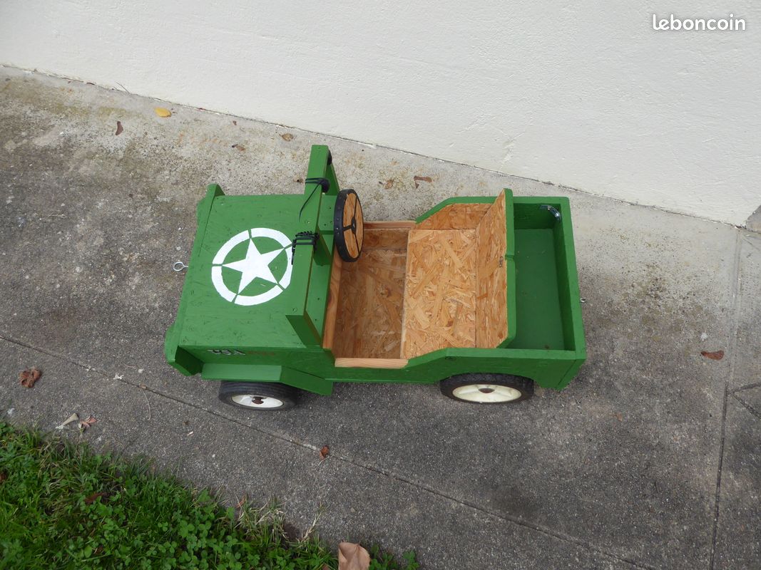 Voiture jouet sans pédales style jeep D Day pour enfant (image 5)