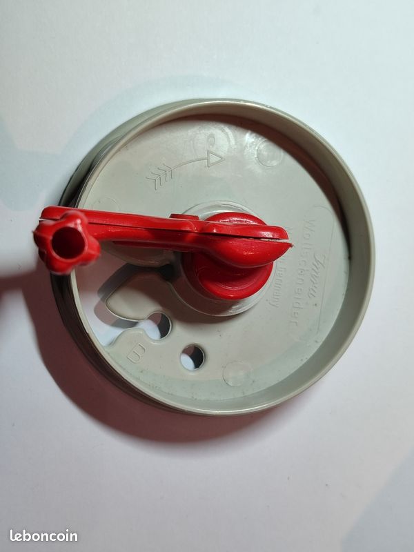 Vieux Moulinet Olympic N°830 - Fabriqué Au Japon - Pour Pêche En Eau Douce