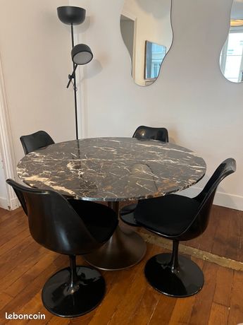 Chaises Conférence d'Eero Saarinen Pour l'éditeur Knoll In