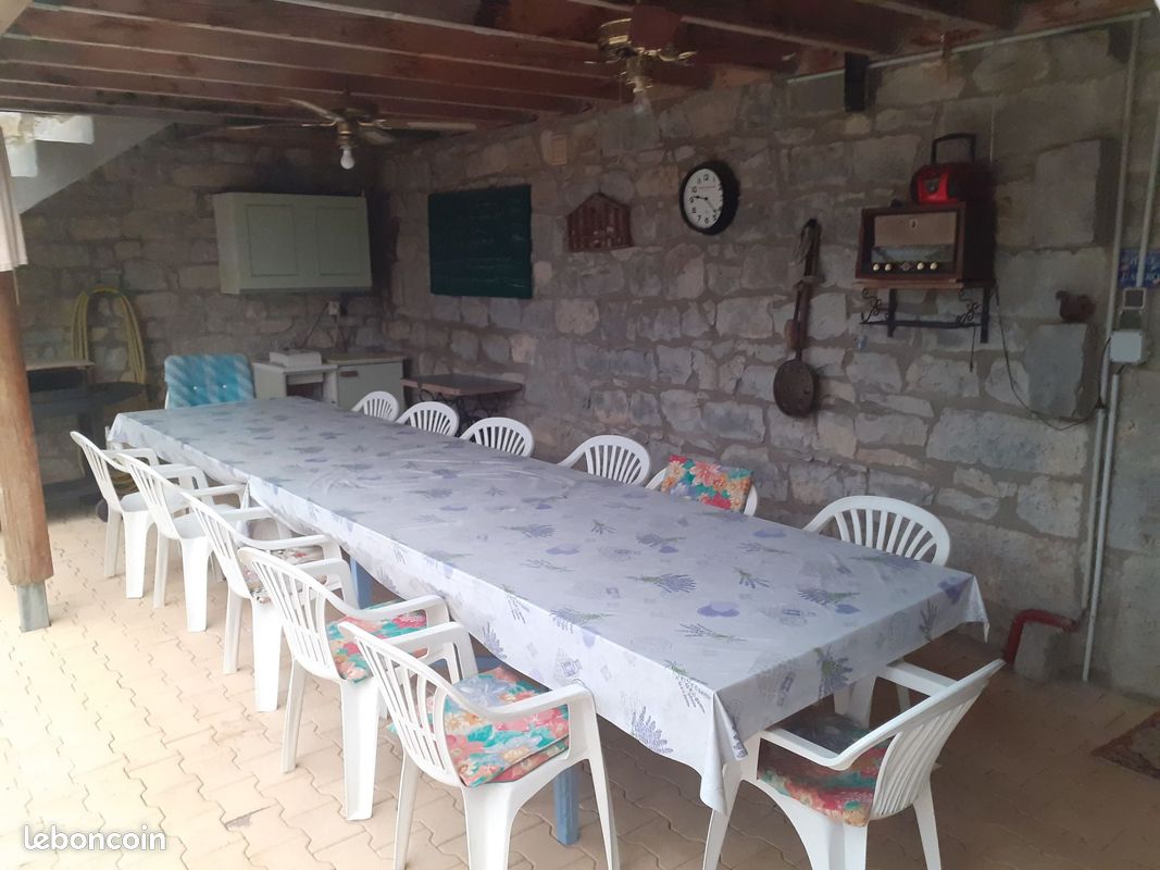 Gîte avec piscine, à 15 minutes de Ruoms, en Ardèche : 6 à 14 personnes (image 4)