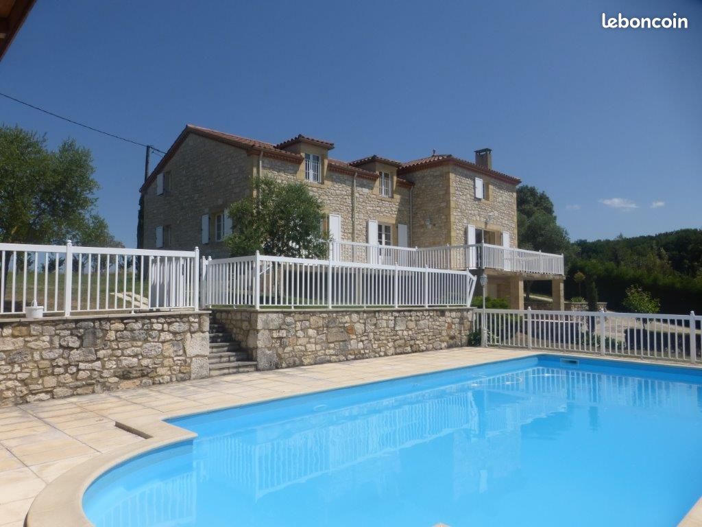 Maison 8 pièces 200 m² · à Monségur · 200 m² · 990 €/mois