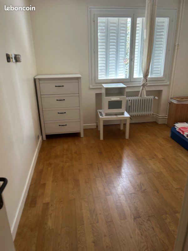 Parking 3 pièces 63 m² · à Villeurbanne · 63 m² · 250 000 €