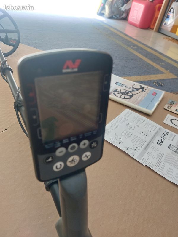 Détecteur de métaux equinox 600 Minelab (image 9)