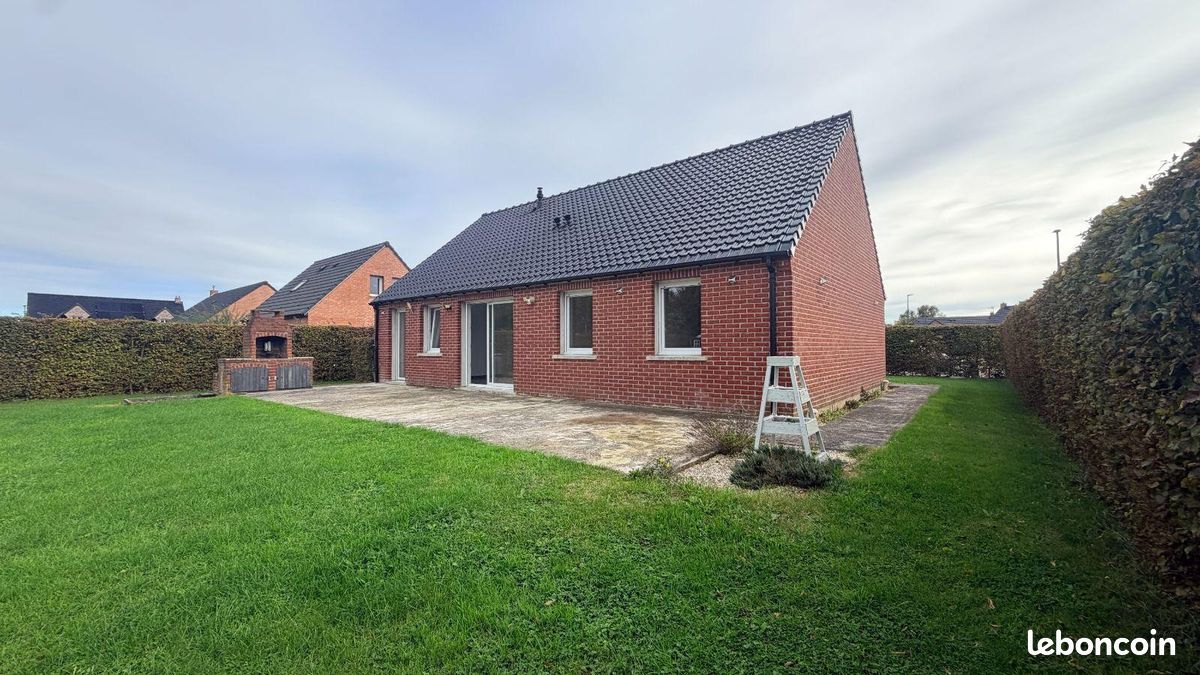 Maison 4 pièces 85 m² · à Lederzeele · 85 m² · 900 €/mois