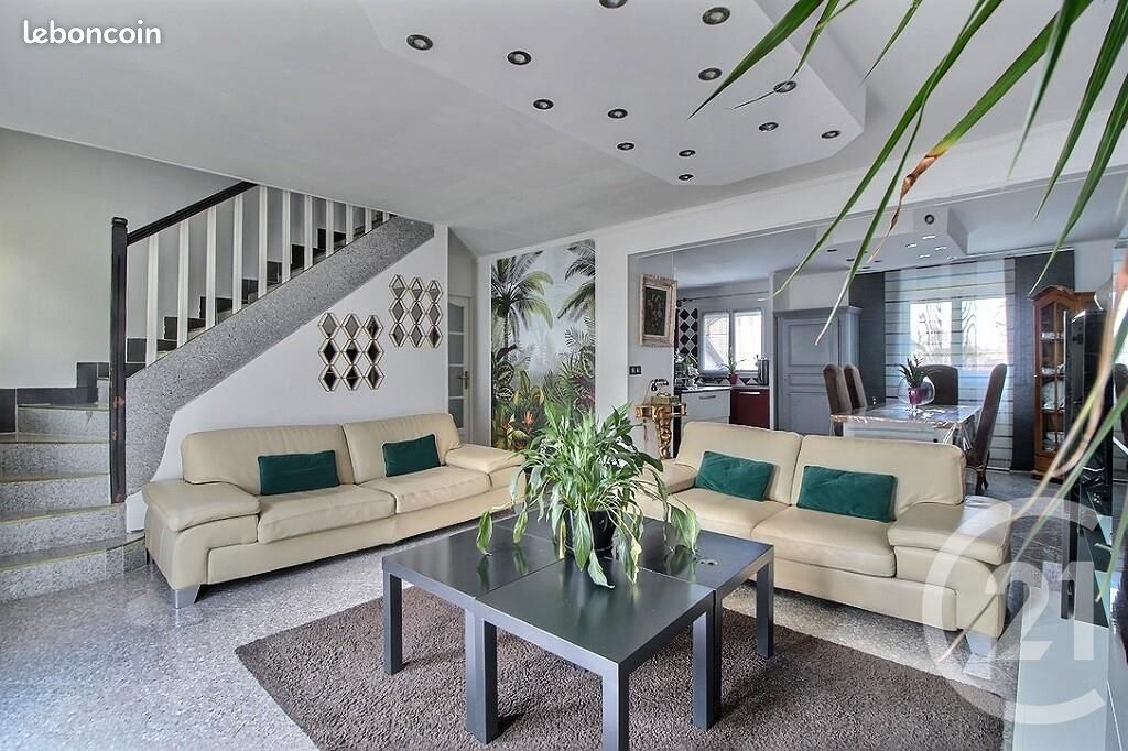 Maison 9 pièces 247 m² · à Aulnay-sous-Bois · 247 m² · 499 000 €